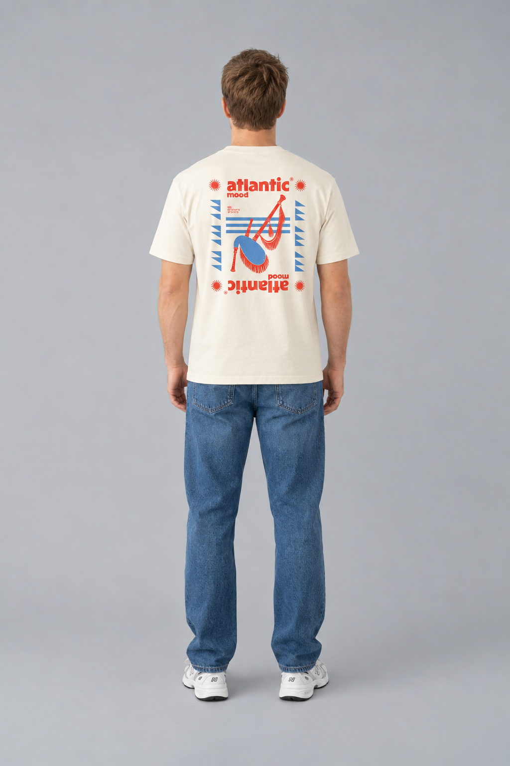 Camiseta 005 Alborada — vista de espalda en el modelo