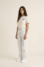 Camiseta 005 Alborada — vista de tres cuartos en la modelo