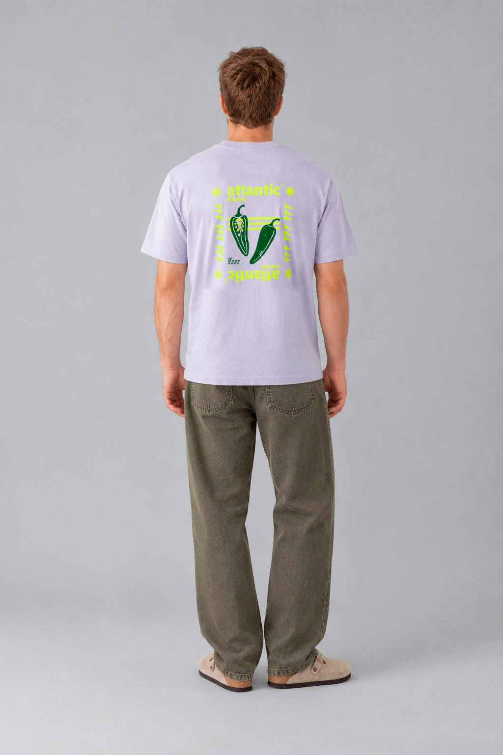 Camiseta 003 Pimiento de Padrón — vista de espalda en el modelo