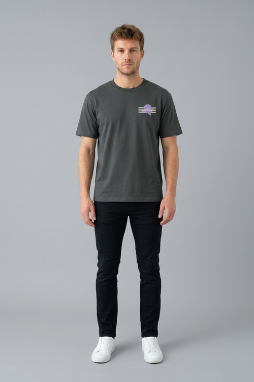 Camiseta 002 Camelia — vista frontal · ATLANTIC Mood Drop 01