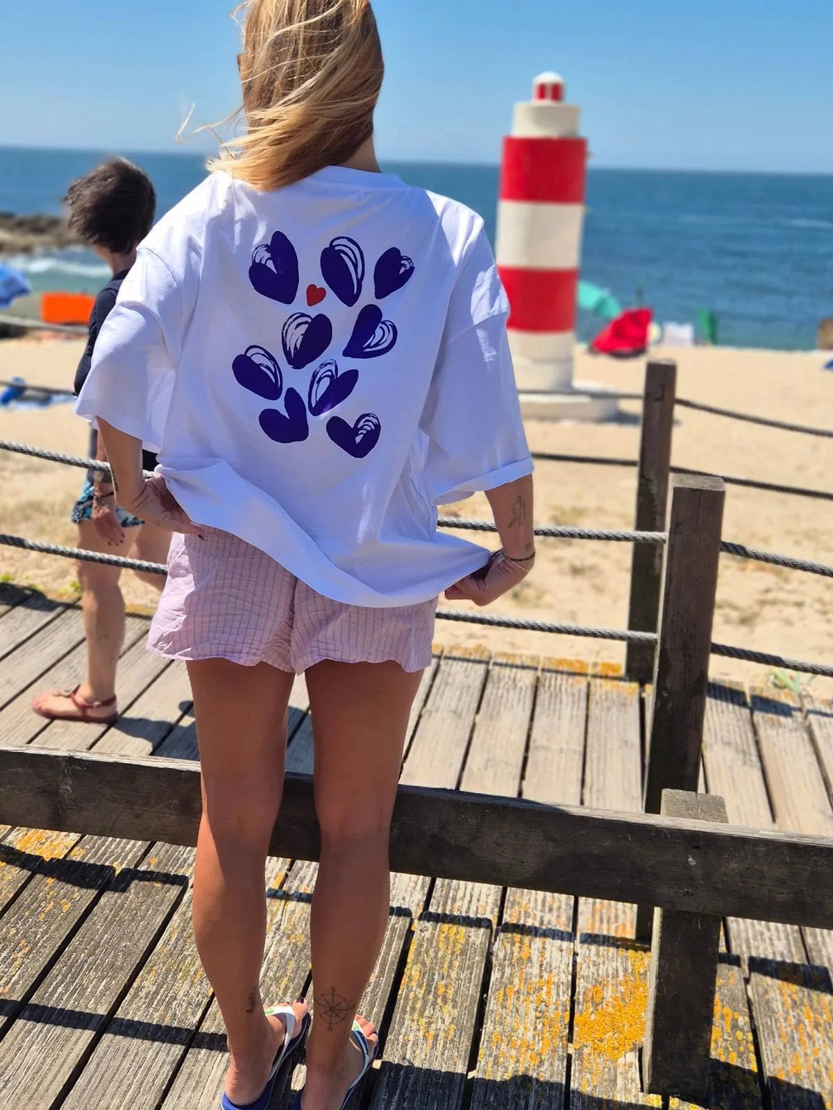 Elbious con camiseta Batea